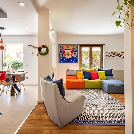 Family House 托尔托利